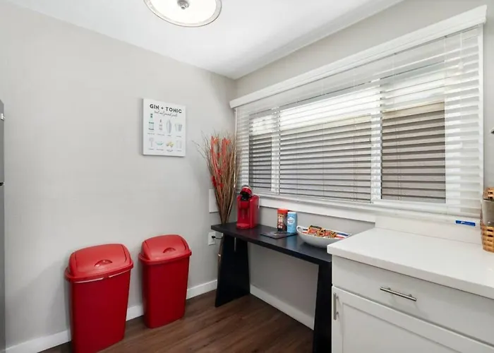Casita With Beautiful Patio - Unit C Phoenix