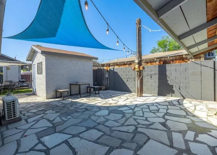 Casita With Beautiful Patio - Unit C *