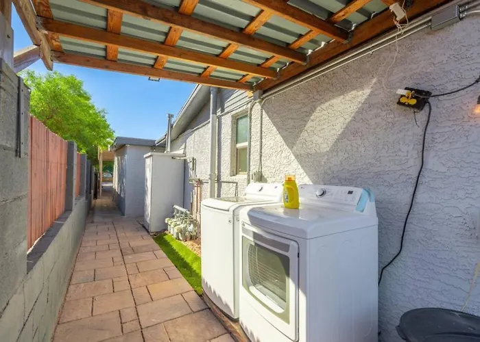 Casita With Beautiful Patio - Unit C Ferienhaus